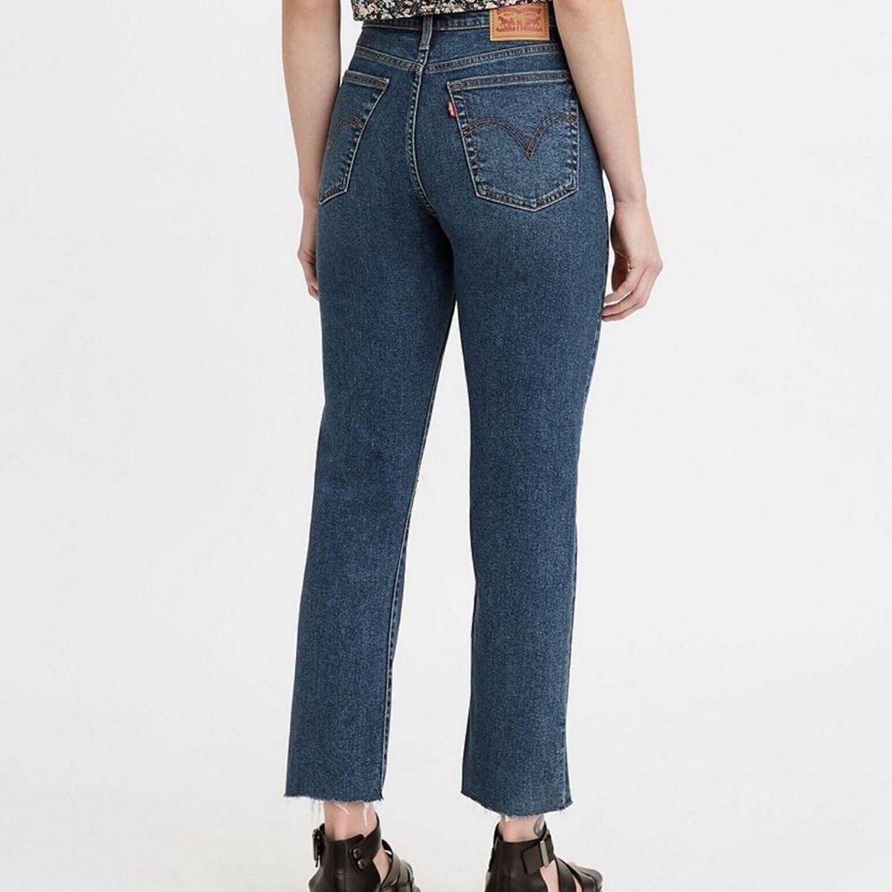 Levi’s Wedgie Straight High Rise Jeans